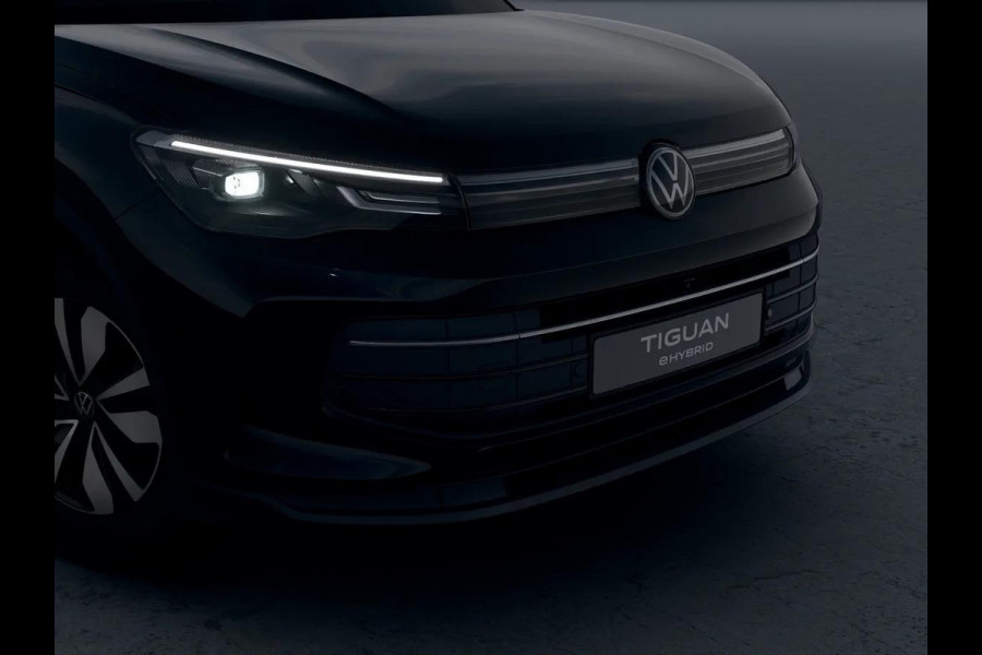Volkswagen Tiguan Limited Edition 1.5 eHybrid 150 kW / 204 PK SUV 6 Stoelverwarming | Trekhaak | 360 camera