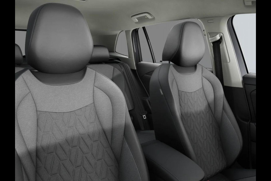 Volkswagen Tiguan Limited Edition 1.5 eHybrid 150 kW / 204 PK SUV 6 Stoelverwarming | Trekhaak | 360 camera