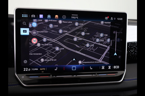 Volkswagen Tiguan R-Line Edition 1.5 eHybrid 150 kW / 204 PK SUV 6 v Head-Up Display | Stoelverwarming | 360 camera