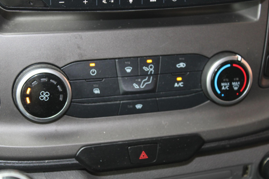 Ford Transit Custom 280 2.0 TDCI 130 PK L1H1 Trend | Trekhaak | Airco | Cruise Control | Voorruitverwarming | Navigatie