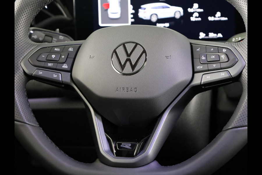 Volkswagen Tayron R-Line Edition 1.5 eHybrid 150 kW / 204 PK SUV 6 v Panoramadak | Trekhaak | 360 camera