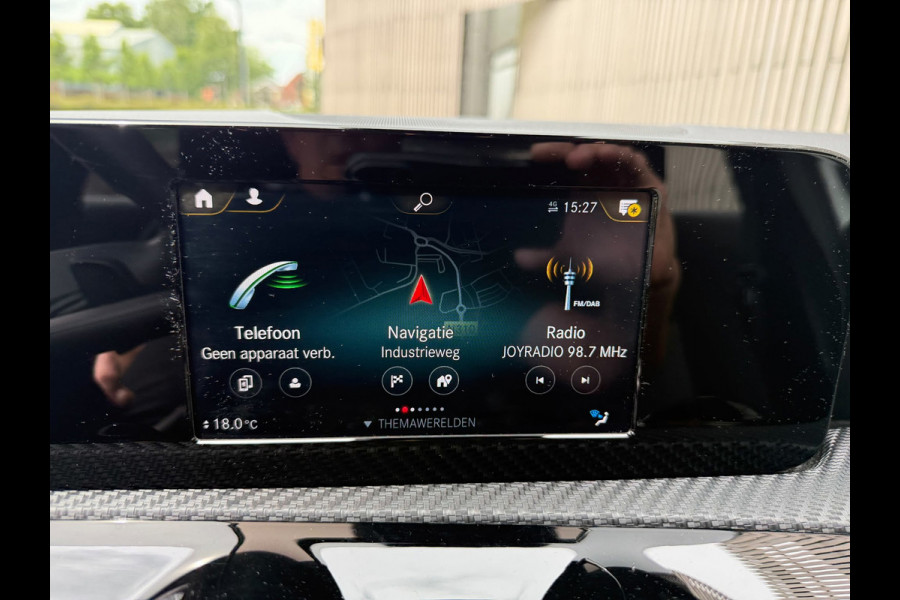 Mercedes-Benz A-Klasse 250 e /Cruise /18 inch AMG /Navigatie /Stoelverwarming