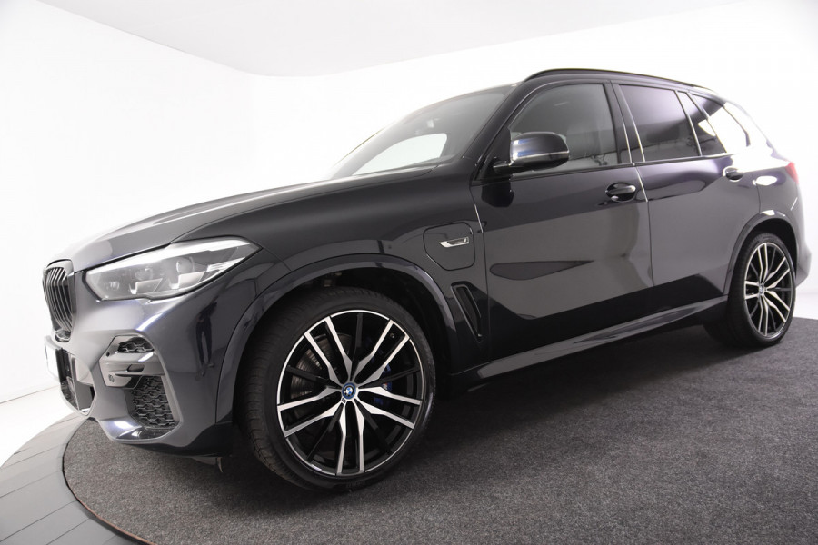 BMW X5 xDrive45e High Executive M-Sport *Memory*2xM-Style*Luchtvering*