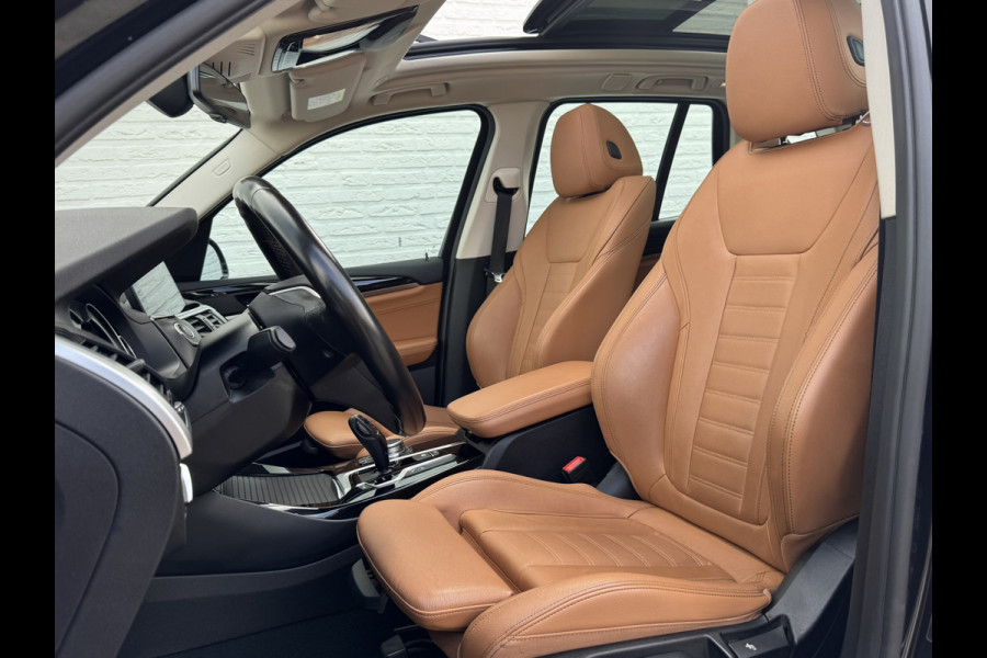 BMW X3 XDrive20i High Executive Pano Trekhaak clima Automaat Lederbekl 4WD