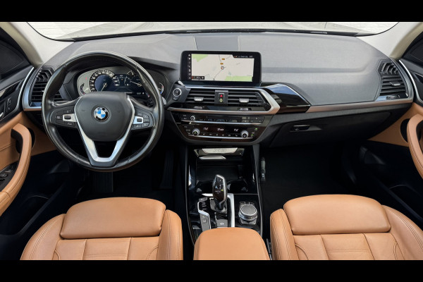 BMW X3 XDrive20i High Executive Pano Trekhaak clima Automaat Lederbekl 4WD