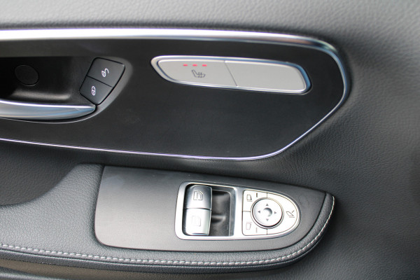 Mercedes-Benz V-Klasse 300d / Lang / DC / Black Edition / 2x Elec Schuifdeur / 360 Camera / Vol Opties / NIEUWSTAAT