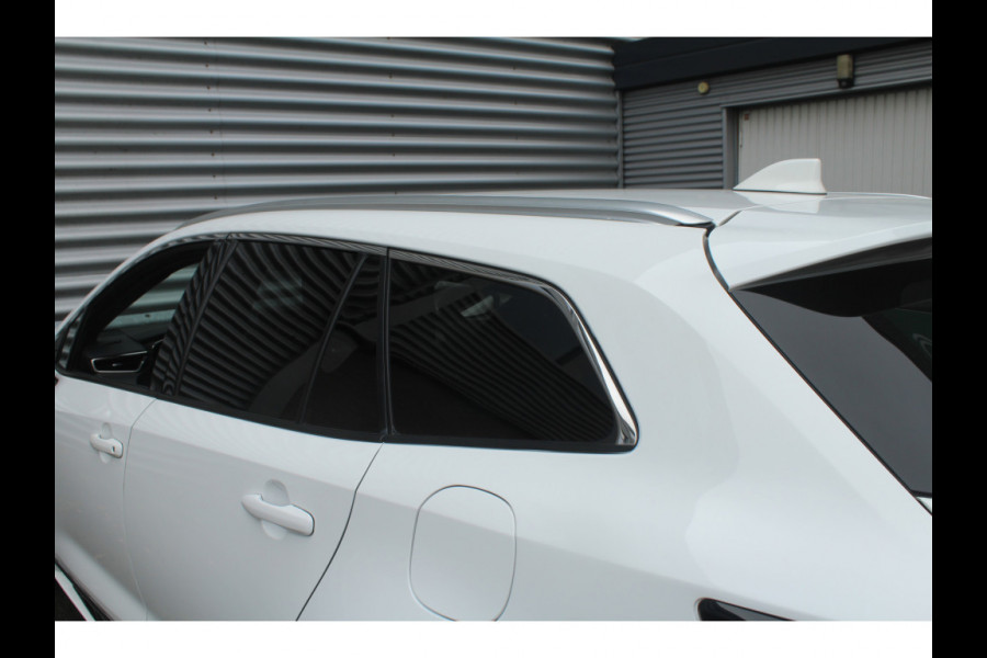 Toyota Corolla Touring Sports 1.8 Hybrid 140pk GR-Sport AUTOMAAT NL-Auto NAP