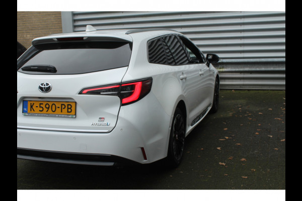 Toyota Corolla Touring Sports 1.8 Hybrid 140pk GR-Sport AUTOMAAT NL-Auto NAP
