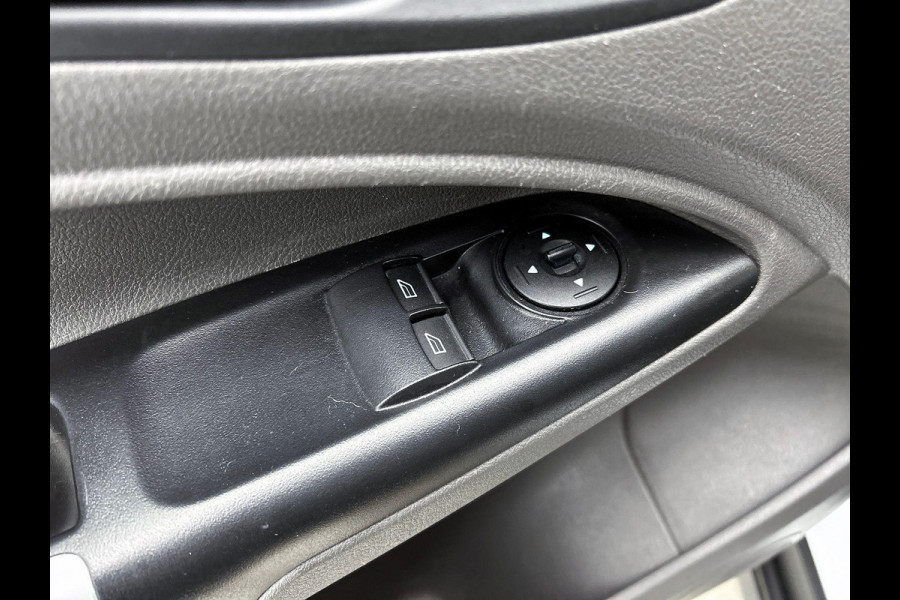 Ford Transit Connect 1.5 EcoBlue Aut. L2 Trend Navigatie Airco Parkeersensoren achter Cruise Control 3Zits Camera DAB+