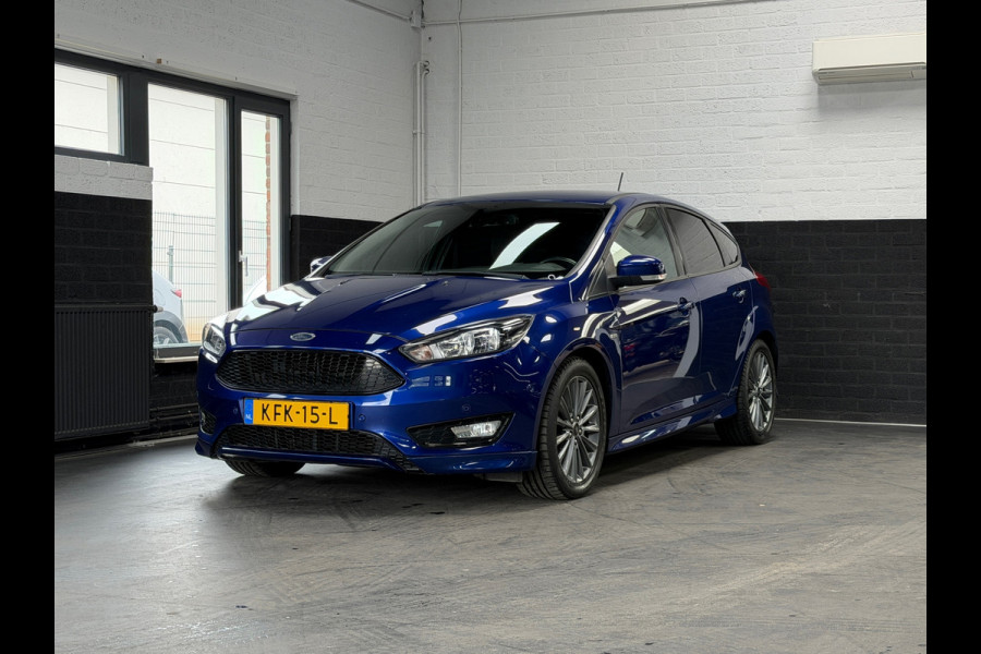 Ford Focus 1.0 ST-Line | Camera | 125PK | 6-Bak | Riem Vervangen | Camera | Verwarmd Stuurwiel