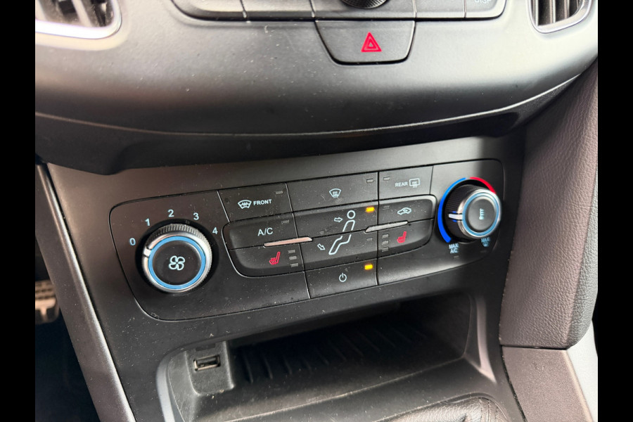 Ford Focus 1.0 ST-Line | Camera | 125PK | 6-Bak | Riem Vervangen | Camera | Verwarmd Stuurwiel