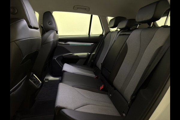 Škoda ENYAQ iV 60 | Trekhaak | Keyless | Climate Pack | Soh (batterijcheck) Waarde 93,9 %