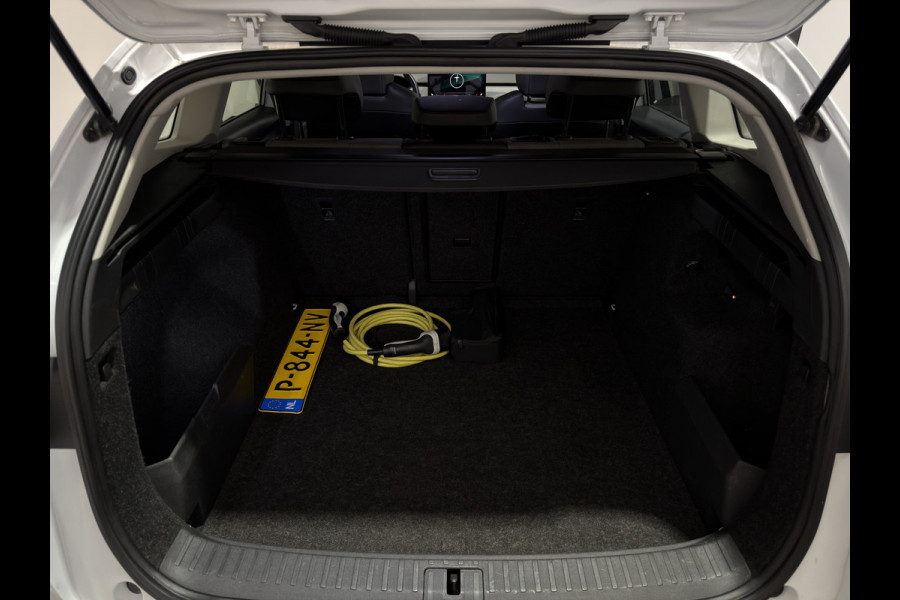 Škoda ENYAQ iV 60 | Trekhaak | Keyless | Climate Pack | Soh (batterijcheck) Waarde 93,9 %