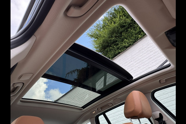 BMW X3 XDrive20i High Executive Pano Trekhaak clima Automaat Lederbekl 4WD