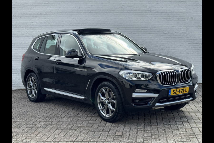 BMW X3 XDrive20i High Executive Pano Trekhaak clima Automaat Lederbekl 4WD