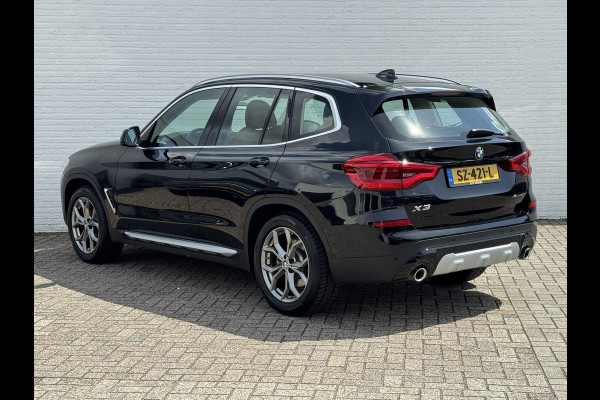 BMW X3 XDrive20i High Executive Pano Trekhaak clima Automaat Lederbekl 4WD