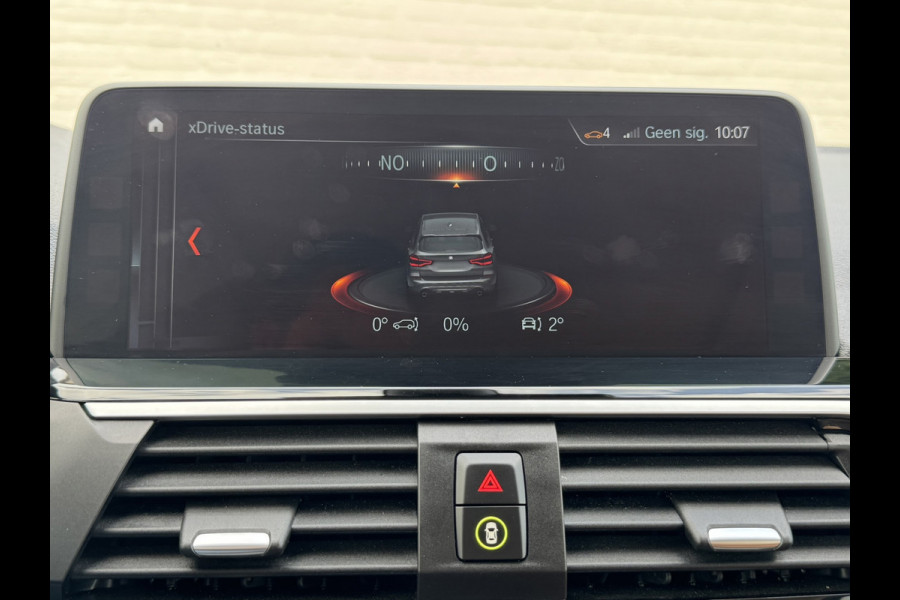 BMW X3 XDrive20i High Executive Pano Trekhaak clima Automaat Lederbekl 4WD