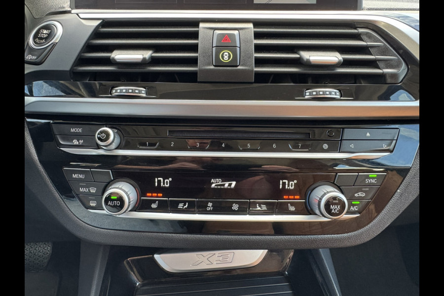 BMW X3 XDrive20i High Executive Pano Trekhaak clima Automaat Lederbekl 4WD