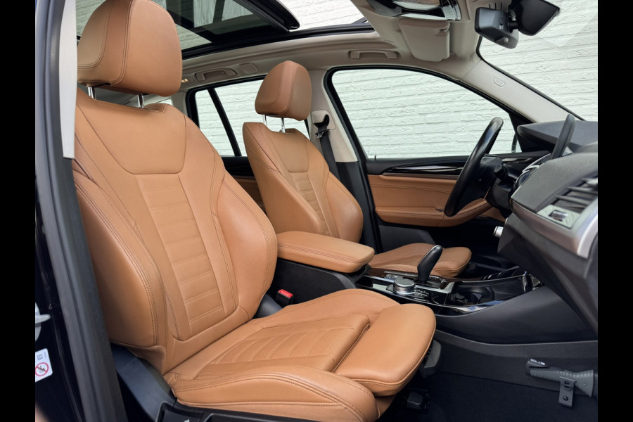 BMW X3 XDrive20i High Executive Pano Trekhaak clima Automaat Lederbekl 4WD
