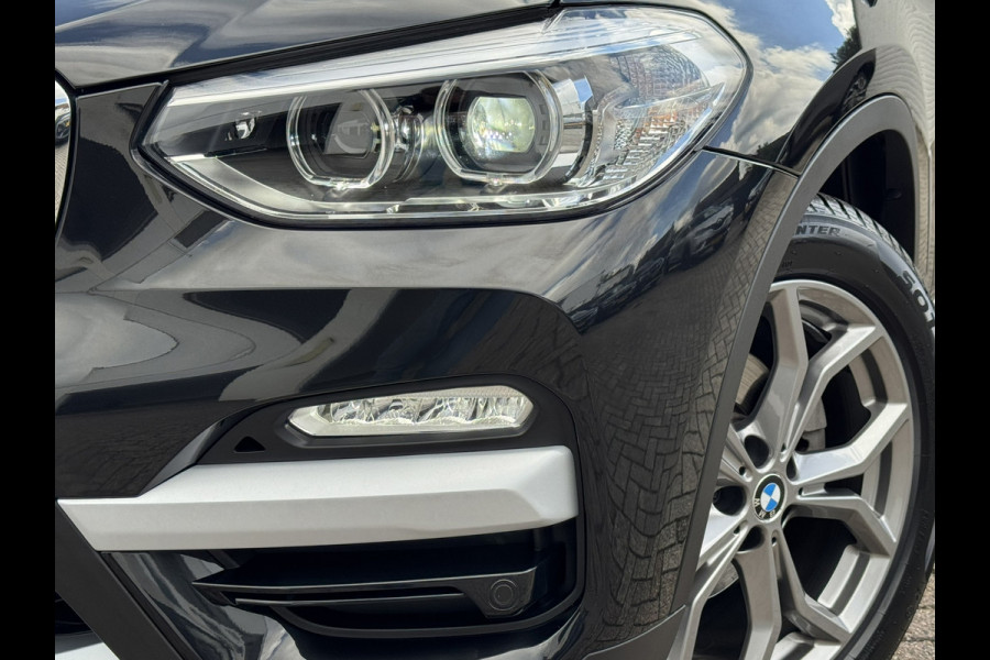 BMW X3 XDrive20i High Executive Pano Trekhaak clima Automaat Lederbekl 4WD