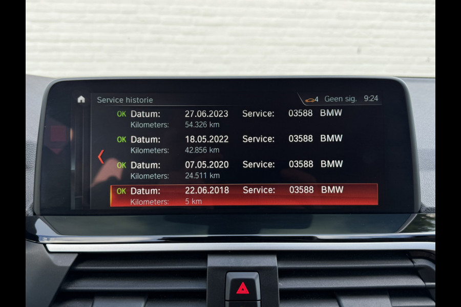 BMW X3 XDrive20i High Executive Pano Trekhaak clima Automaat Lederbekl 4WD
