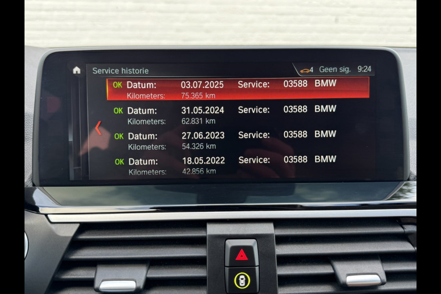 BMW X3 XDrive20i High Executive Pano Trekhaak clima Automaat Lederbekl 4WD