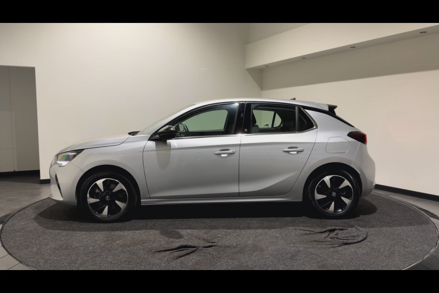 Opel CORSA-E Elegance 50 kWh | Achteruitrijcamera | Wartmepomp | Hill Hold | Soh (batterijcheck) Waarde 98,6 %