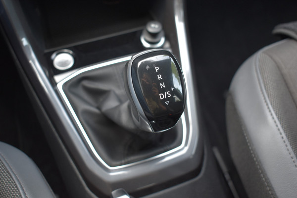 Volkswagen T-Cross 1.0 TSI R-Line Navi Automaat