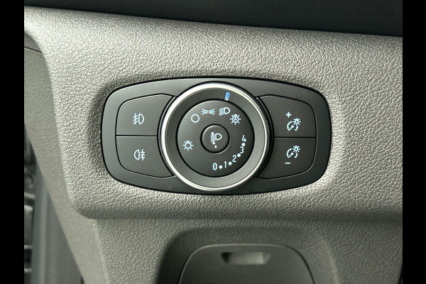 Ford Transit Custom 300 2.0 TDCI L2H1 Limited Dubbele Cabine Navigatie Airco 2 Schuifdeuren Trekhaak Parkeersensoren Apple Carplay Android auto  DAB