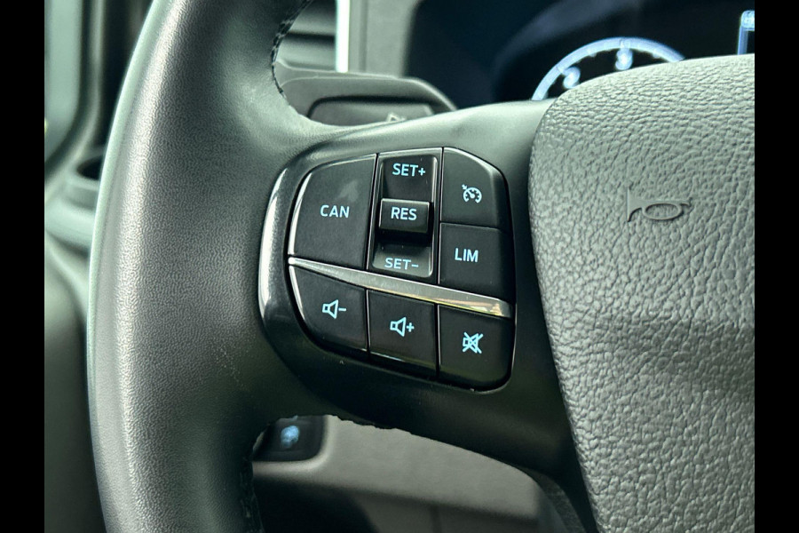 Ford Transit Custom 300 2.0 TDCI L2H1 Limited Dubbele Cabine Navigatie Airco 2 Schuifdeuren Trekhaak Parkeersensoren Apple Carplay Android auto  DAB
