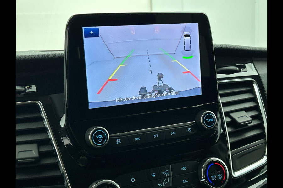 Ford Transit Custom 300 2.0 TDCI L2H1 Limited Dubbele Cabine Navigatie Airco 2 Schuifdeuren Trekhaak Parkeersensoren Apple Carplay Android auto  DAB
