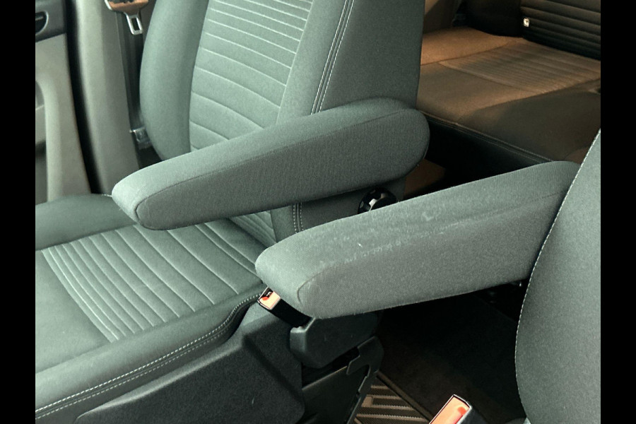 Ford Transit Custom 300 2.0 TDCI L2H1 Limited Dubbele Cabine Navigatie Airco 2 Schuifdeuren Trekhaak Parkeersensoren Apple Carplay Android auto  DAB