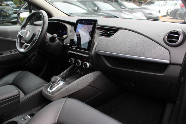 Renault ZOE R135 Intens 52 kWh / SoH 89,5% / Snelladen / Camera / CarPlay / Warmtepomp / Keyless / 16'' / Half leder / Dodehoek / Stuur+Stoelverwarming / DAB / Cruise Control