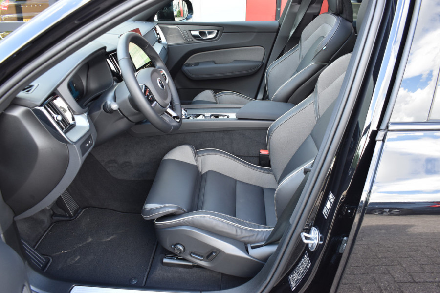 Volvo XC60 T6 350PK AWD Ultra Black Edition | BLIS | HUD | Panodak | Stoelverwarm Voor/Achter | Adapt. Cruise | H&K