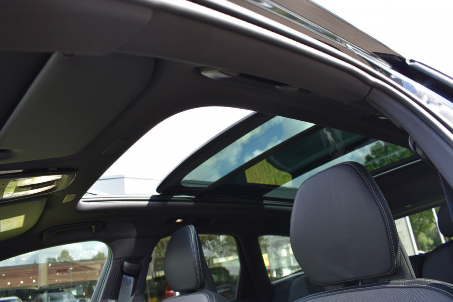 Volvo XC60 T6 350PK AWD Ultra Black Edition | BLIS | HUD | Panodak | Stoelverwarm Voor/Achter | Adapt. Cruise | H&K