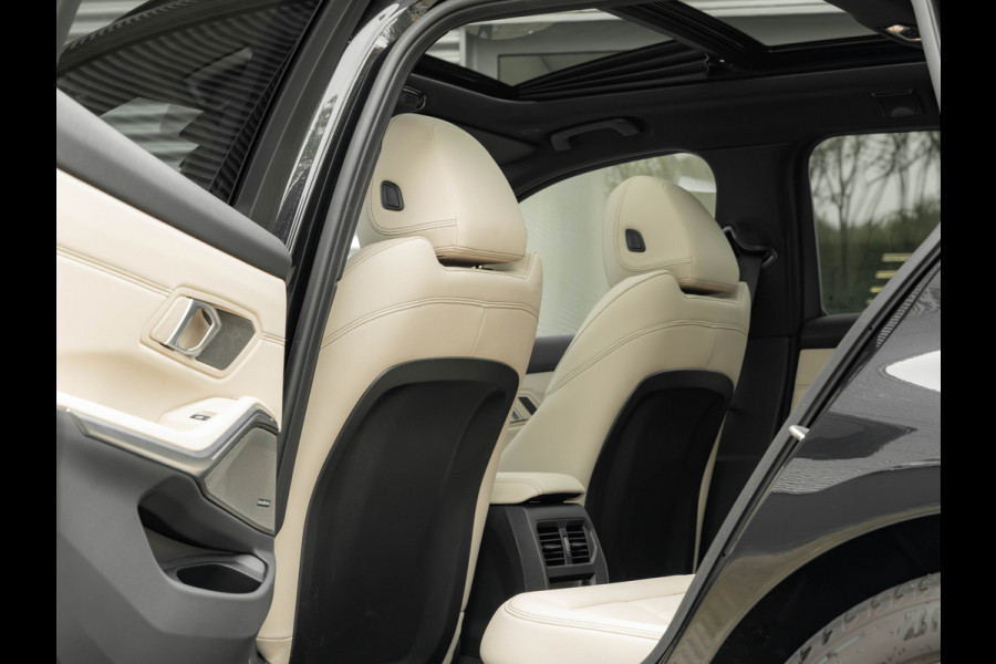BMW 3 Serie Touring 330e xDrive M-Sport - Long Range - Pano - Driving Ass Prof - Trekhaak - Head-up