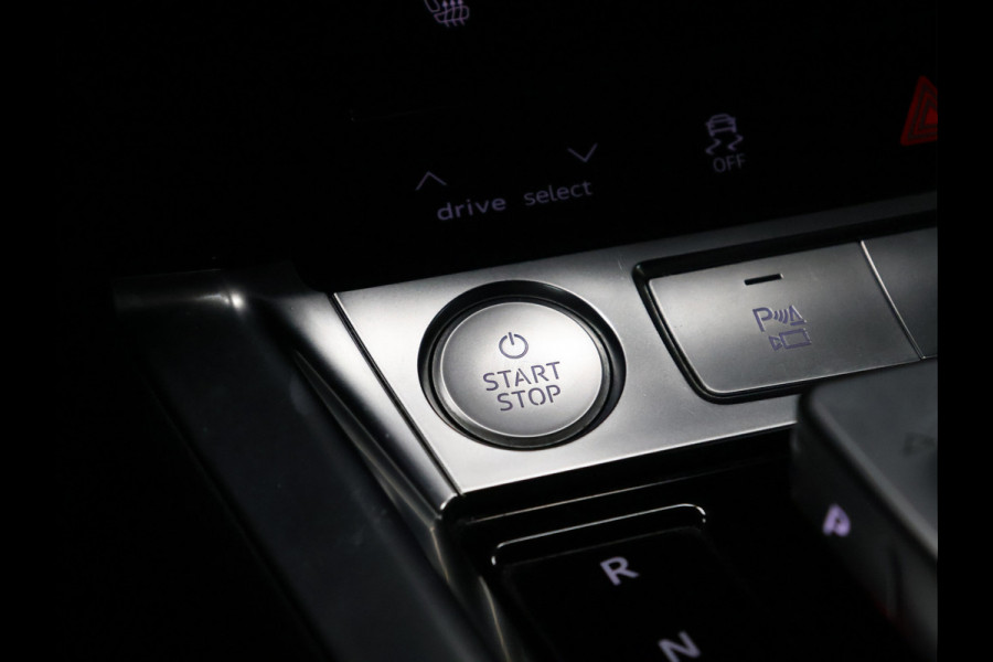 Audi e-tron e-tron 55 quattro advanced 95 kWh Sport [ADAPTIVE CRUISE, TREKHAAK AFNEEMBAAR, APPLE CARPLAY, ANDROID, MEMORY SEATS, CAMERA, VOL LEDER, STOELVERWARMING, CLIMATE, NIEUWSTAAT]