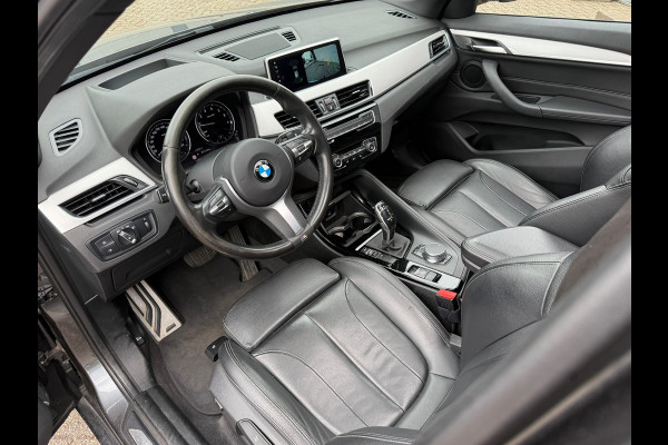 BMW X1 SDrive20i High Executive Edition / Panorama / M PAKKET / HeadUp / LEER / VOLLE AUTO