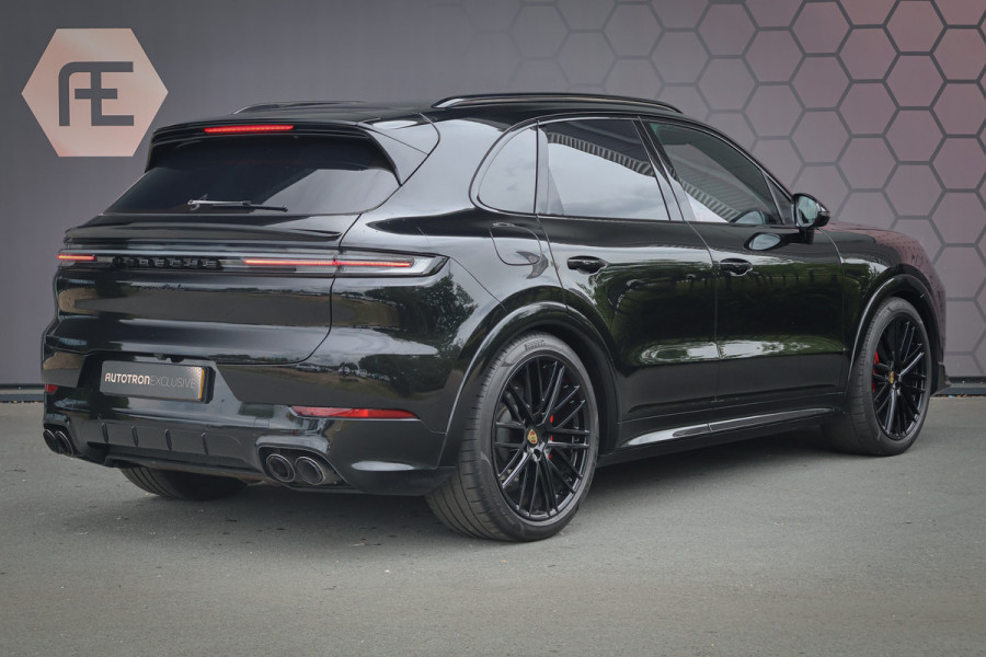 Porsche Cayenne 4.0 Turbo E-Hybrid | TECHART | ADAPTIVE CRUISE | STOELVERKOELING & VERWARMING | TREKHAAK | PASSENGER DISPLAY | HEAD UP | BURMEST STUURWIELVERWARMING | CARBON+LEDEREN DASHBOARD AFWERKING | SUÉDE HEMELBEKLEDING | ETC.