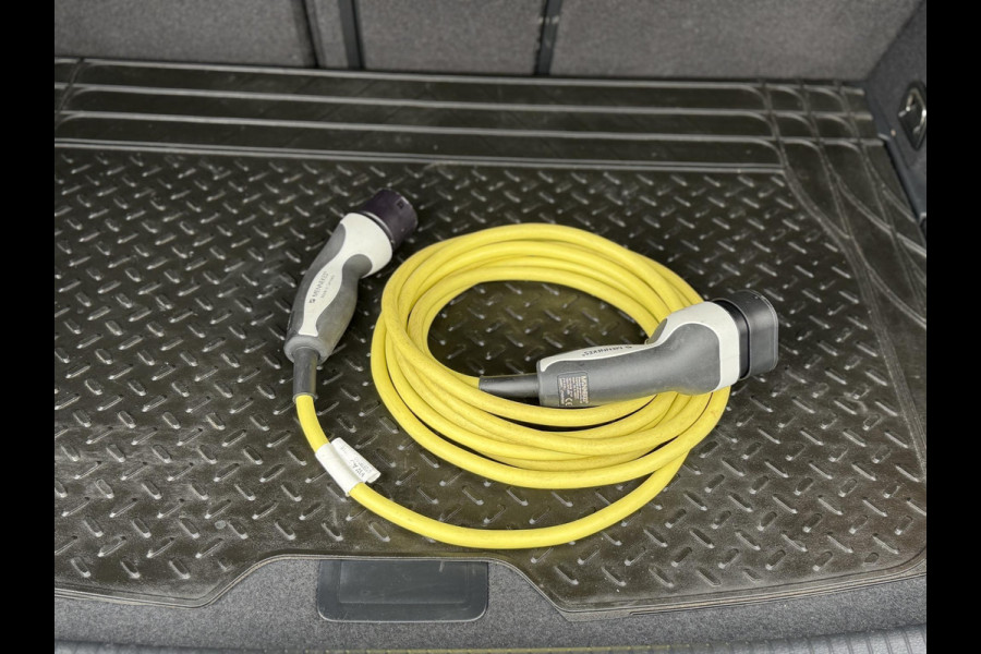 Volkswagen e-Golf E-DITION SOH 100% | DIGIT. DASHB. | STOEL, VOORRUIT VERW. | ONDERHOUD HIST. | CAMERA