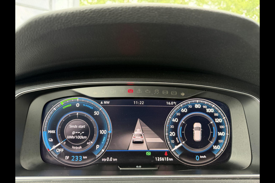 Volkswagen e-Golf E-DITION SOH 100% | DIGIT. DASHB. | STOEL, VOORRUIT VERW. | ONDERHOUD HIST. | CAMERA