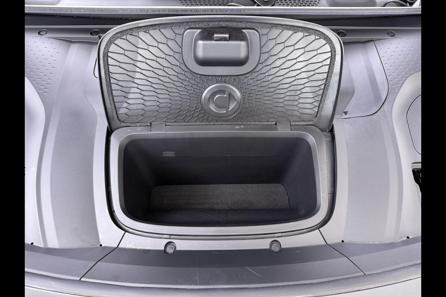 Smart #3 Pro 49 kWh VAN: 29.900,- VOOR: 26.877,- UW WKVOORDEEL: 3.023,- | STOEL + STUURVERWARMING| PANORAMADAK| LEDER|