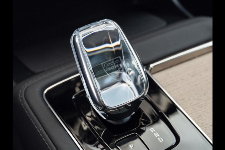 Volvo XC90 2.0 T8 Plug-in hybrid AWD Ultra Dark Pano|H&K|HUD|7p|BLIS