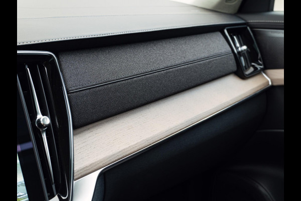 Volvo XC90 2.0 T8 Plug-in hybrid AWD Ultra Dark Pano|H&K|HUD|7p|BLIS