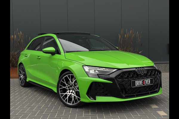 Audi A3 Sportback 2.5 TFSI RS 3 quattro | Pano | HUD | Hulk Edition | Matrix