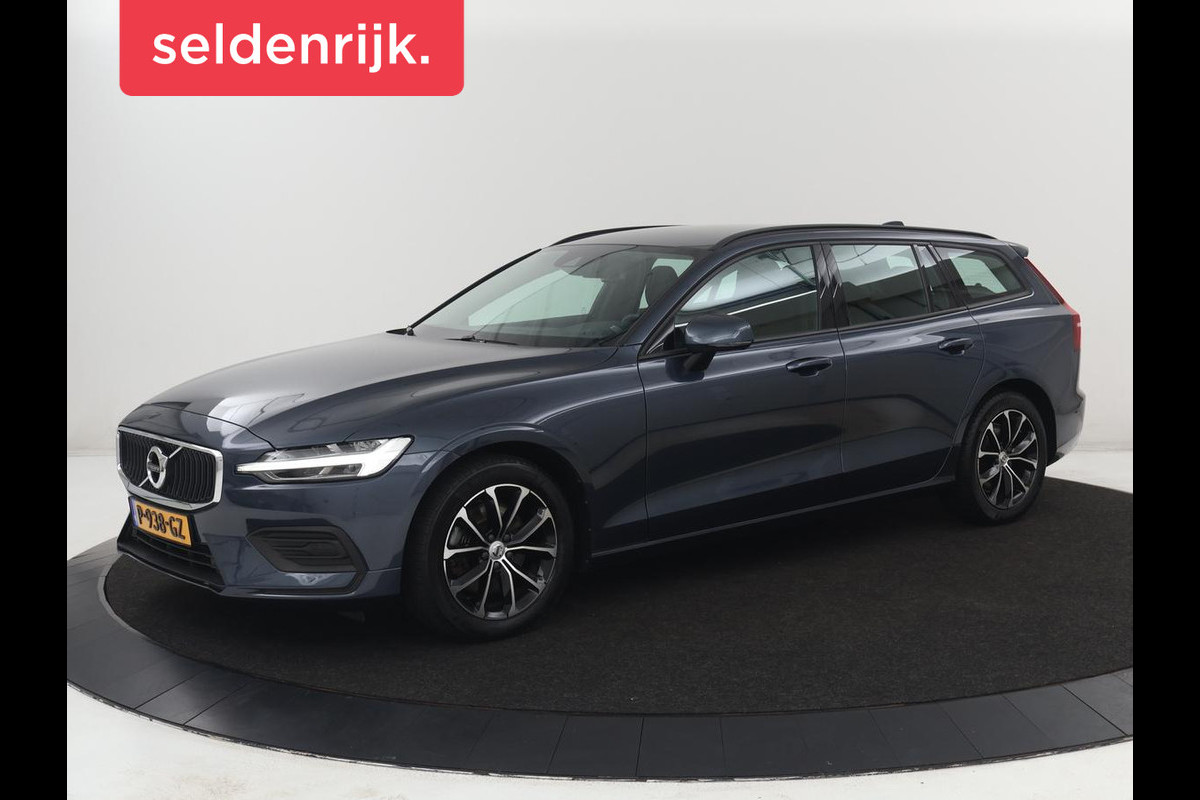 Volvo V60 2.0 B3 Momentum | Trekhaak | Stoelverwarming | Adaptive cruise | Carplay | Stuurverwarming | Full LED | Digital Cockpit | Parkeerhulp | 17'' | Bluetooth | Climate control