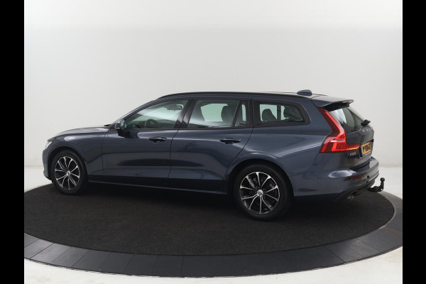 Volvo V60 2.0 B3 Momentum | Trekhaak | Stoelverwarming | Adaptive cruise | Carplay | Stuurverwarming | Full LED | Digital Cockpit | Parkeerhulp | 17'' | Bluetooth | Climate control
