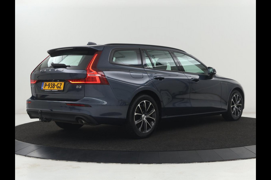 Volvo V60 2.0 B3 Momentum | Trekhaak | Stoelverwarming | Adaptive cruise | Carplay | Stuurverwarming | Full LED | Digital Cockpit | Parkeerhulp | 17'' | Bluetooth | Climate control