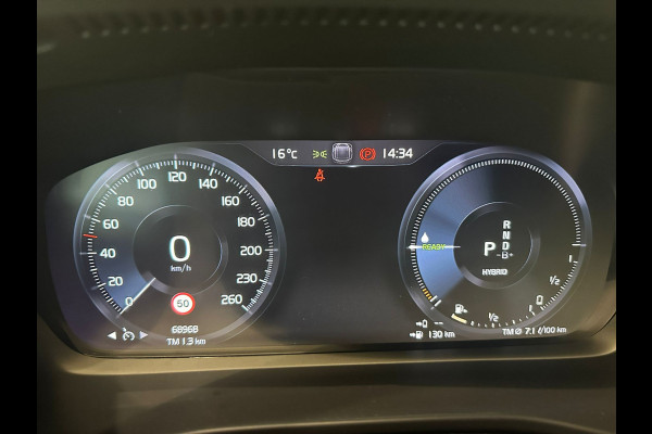Volvo XC40 T4 Aut. Plug-in Hybrid R-Design Stoelverwarming Parkeercamera 211pk