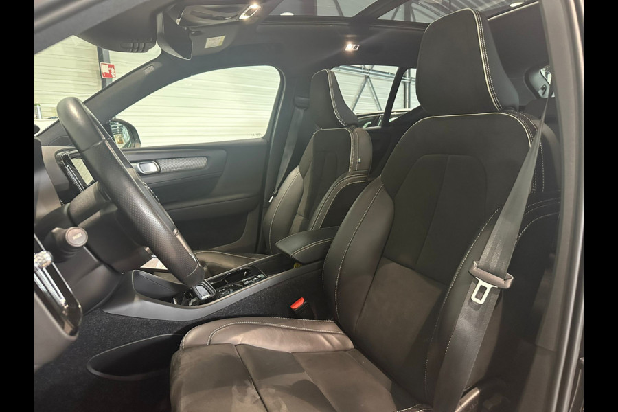 Volvo XC40 T4 Aut. Plug-in Hybrid R-Design Stoelverwarming Parkeercamera 211pk